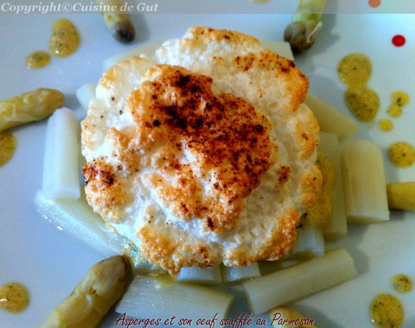 Asperges et son oeuf soufflé au parmesan cuit