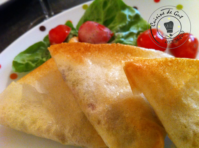 Samoussas poireaux chèvre bacon assiette