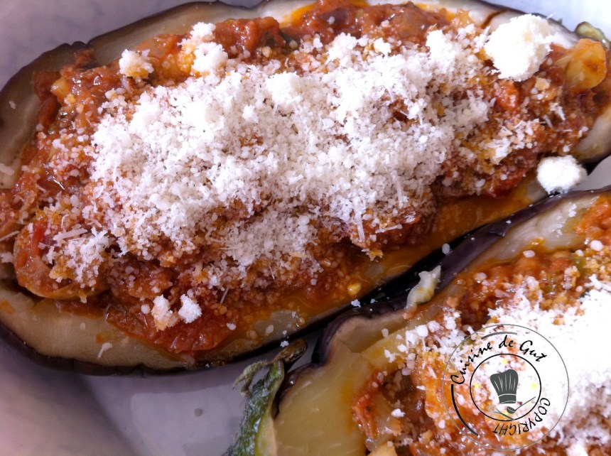 Aubergines farcies poisson provençal avant cuisson