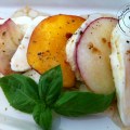 Pêches mozzarella huile de noix et&nbsp;poivrons3