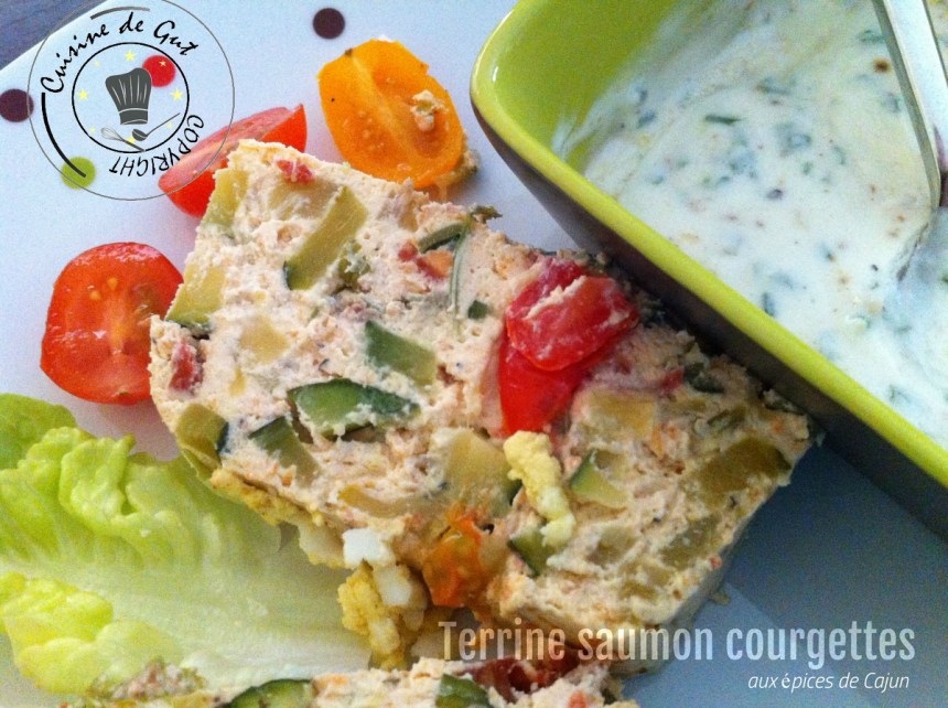 Terrine saumon courgette cajun tranches