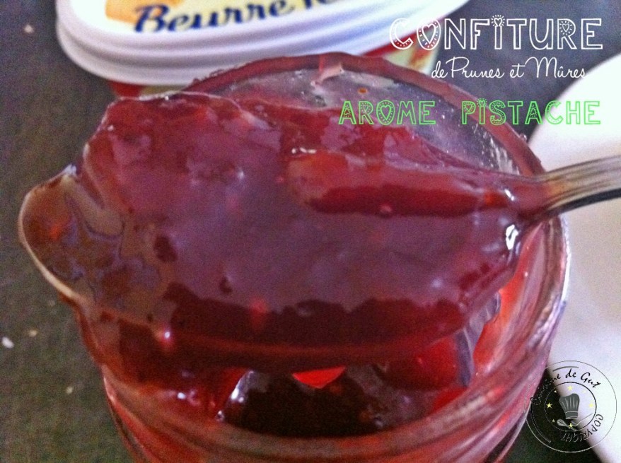 Confiture de Prunes et mures arome pistache1