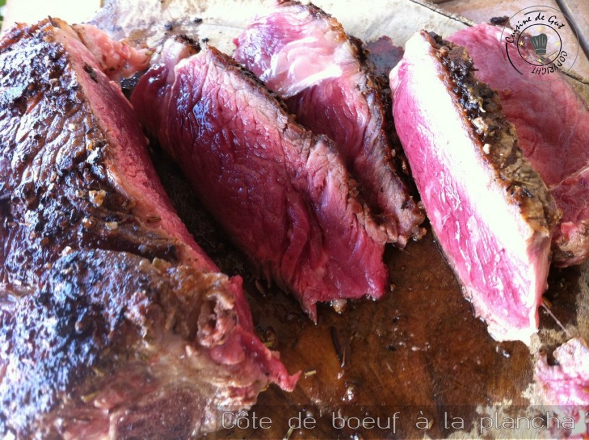Côte de boeuf à la plancha coupée