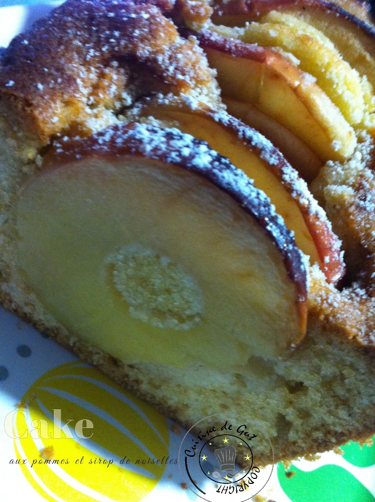 Cake aux pommes et sirop de noisettes2