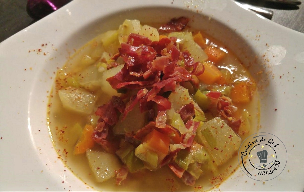 Soupe rustique massalé et citronnelle1