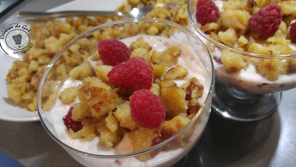 Coupe de yaourt framboises au farz buen1