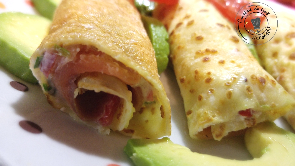 Roulé de crêpes au fromage et saumon1