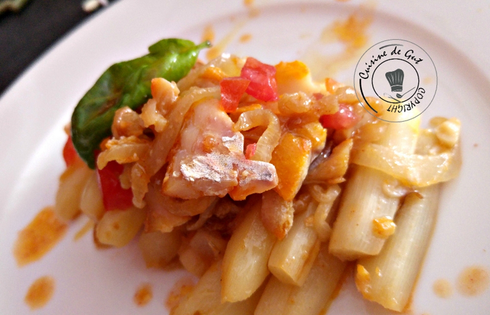 Asperges et haddock sauce xipister1