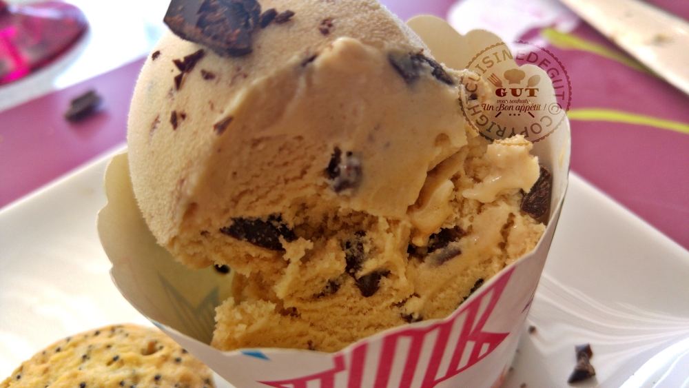 glace-au-cafe-ciocattino-et-eclats-de-chocolat