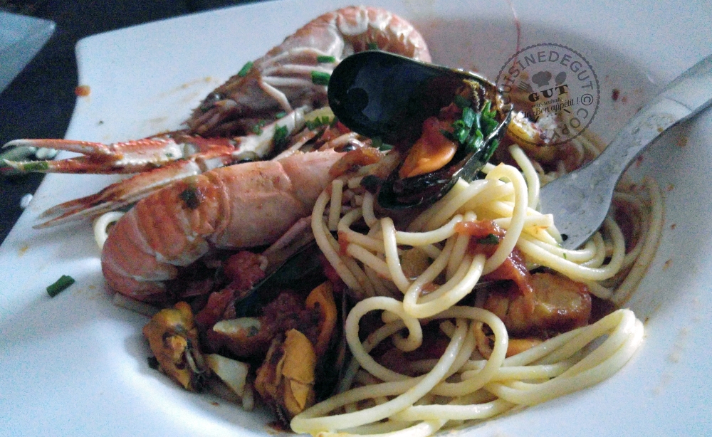 spaghettis-aux-fruits-de-mer-et-safran1