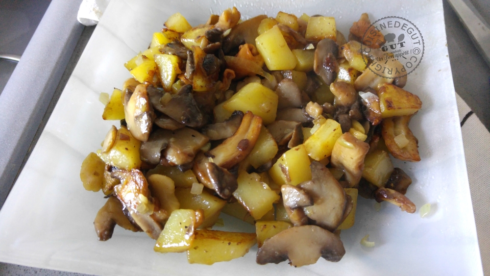 poelee-de-pommes-de-terre-champignons-et-chataignes