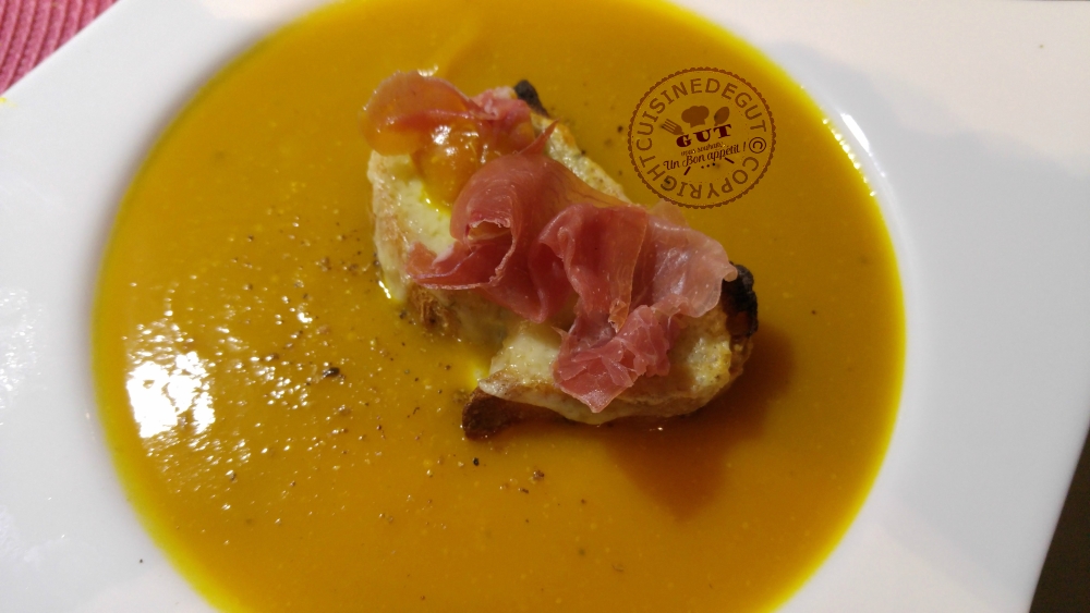 veloute-de-fenouil-chou-fleur-tartine-de-cantal-et-jambon-cru1