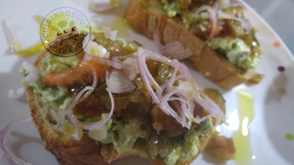 bruschetta-avocat-au-chavroux1