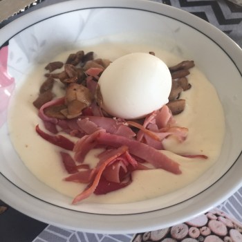 creme-de-parmesans-oeuf-mollet-charlene