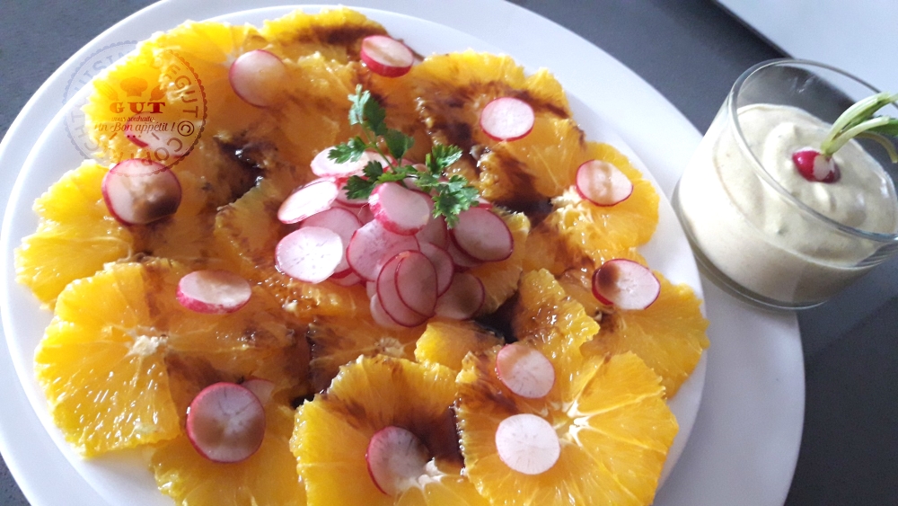 salade-dorange-et-radis-sauce-au-curcuma