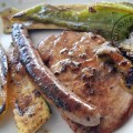 PLANCHA DE LOMO SAUCISSES POIVRONS ET COURGETTES&nbsp;MARINES