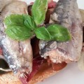 Tartines d&rsquo;endives rouges et sardines au&nbsp;citron