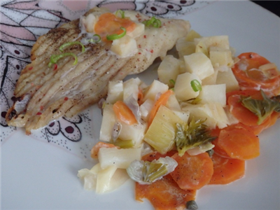Filet d'aile de raie carottes poireaux et céleri au four1