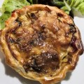Tartelettes aux poireaux olives noires et coppa gratinées au&nbsp;brebis3