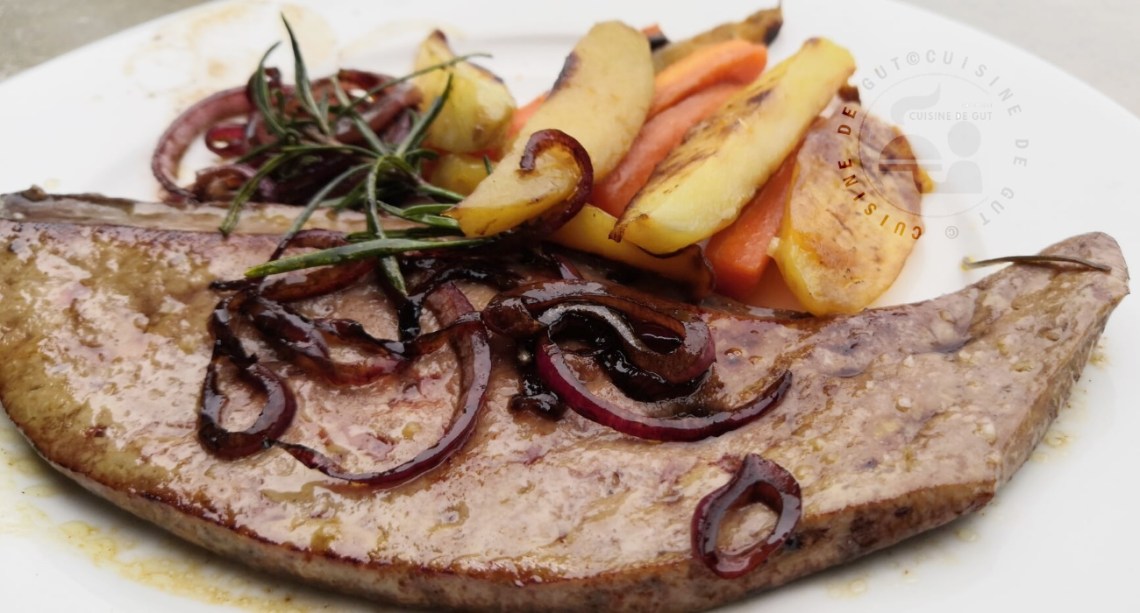 Foie De Veau Aux Oignons Et Vinaigre Balsamique Foie de veau aux oignons rouges et son accompagnement parfumé ail et