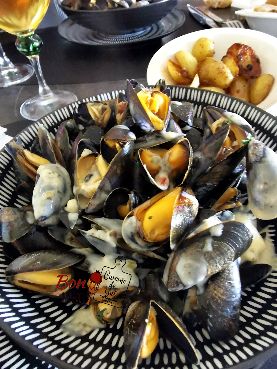 Moules sauce Chimichurrisée adoucie aux fromages et&nbsp;crème