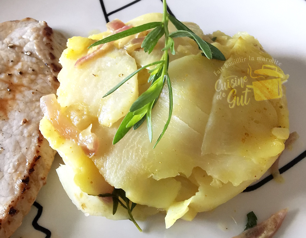 Céleri vapeur au Cuisinart Cookfresh, au Curry des Aztèques et&nbsp;Estragon