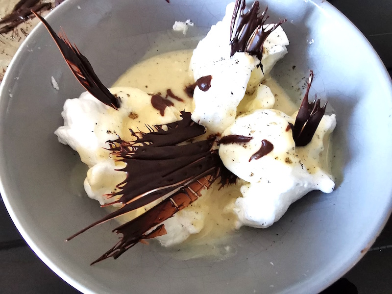 Ile flottante, plumes de chocolat au Cooking Chef