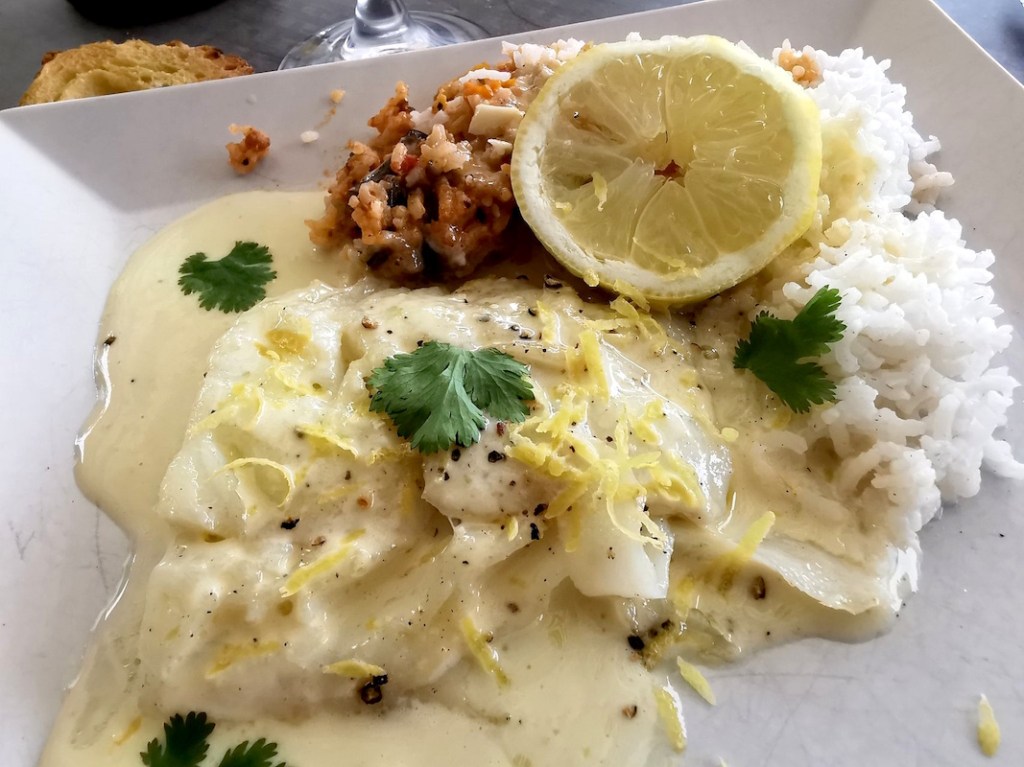 Filet de Cabillaud sauce au parmesan moutardée, ail et&nbsp;citron